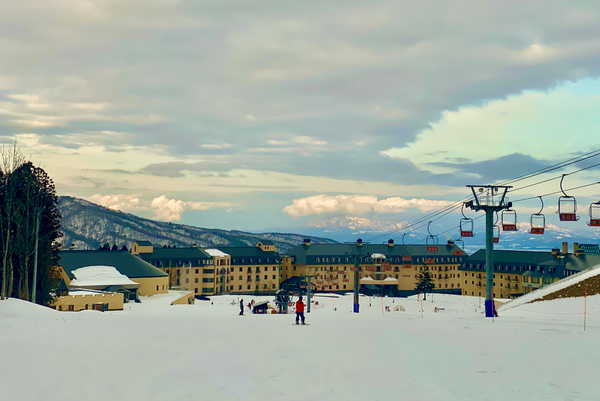 Journey into Ski Paradise: Lotte Arai Resort