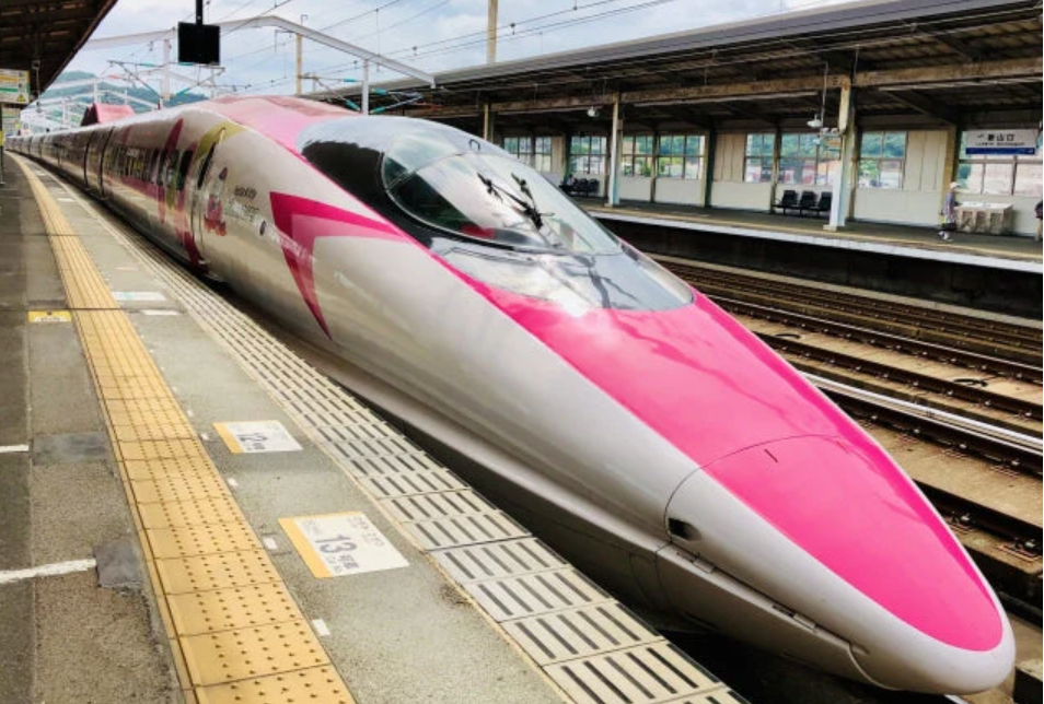 All Aboard the Adorable Hello Kitty Shinkansen!