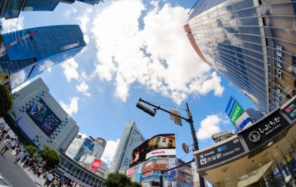 Pack Smart for Japan’s Summer—and Secure Your Shinkansen Tickets Today!