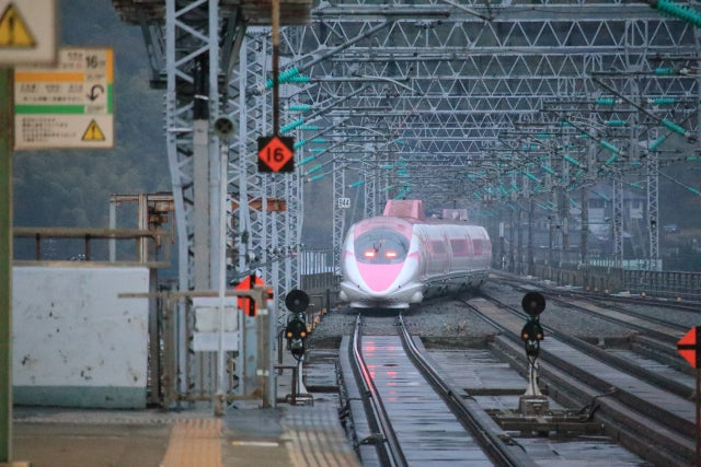 Hello Kitty Shinkansen